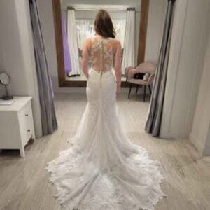 Maggie Sottero Wedding Gown